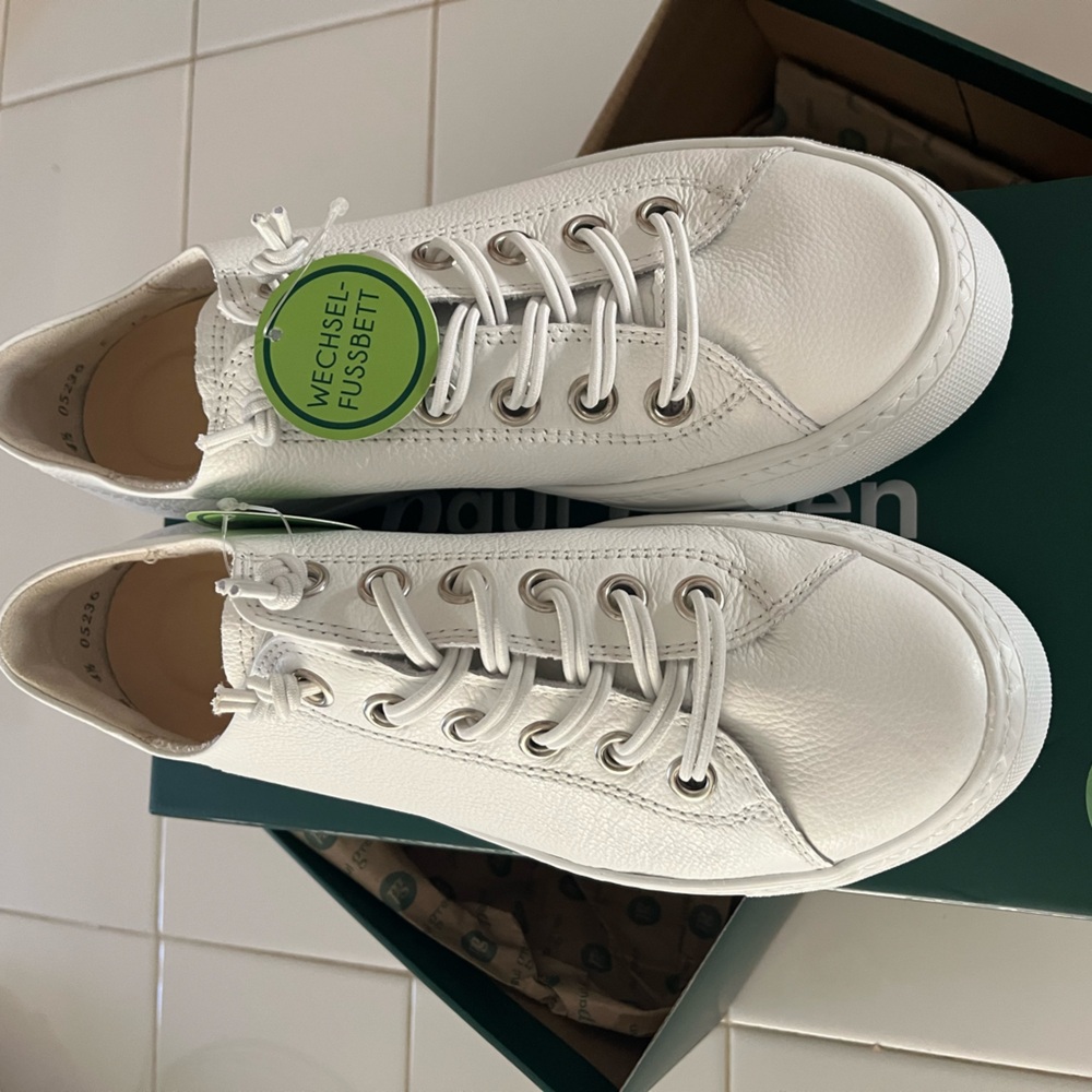 Paul Green white sneakers new in box